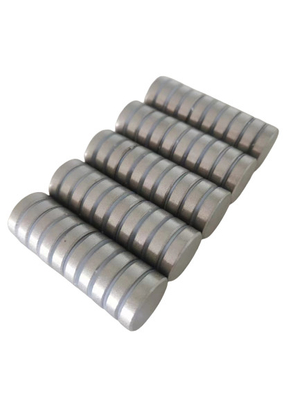 kaufen Des strahlenden Silbers N52 starker gesinterter NdFeB Magnet der Neodym-Disketten-Magnet-D50X15 online manufacture