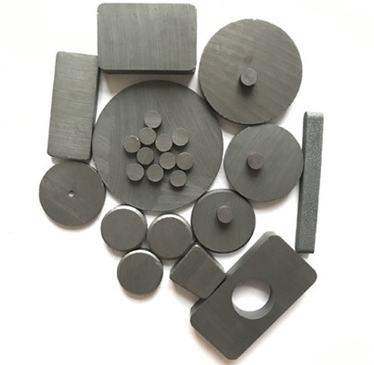 kaufen Kleines Ferrit-keramischer Disketten-Magnet für Louderspeaks/Automobil-Sensoren online manufacture