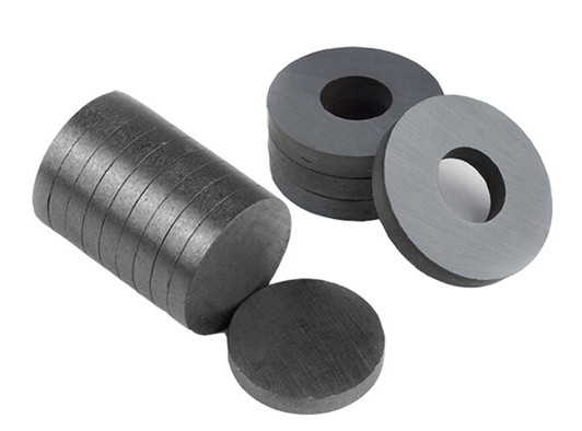 kaufen Harter Zylinder-Ferrit-Magnet für Rotoren/Kühlschrank SGS RoHS Bescheinigung online manufacture