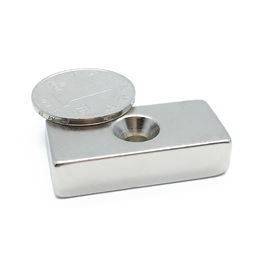 kaufen 20*10*3mm angesenkte Magneten Neodym-N35 Block mit Schrauben-Loch online manufacture